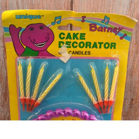 Vintage Barney Cake Decorator NOS With 8 Candles Unopened Package - Picture 3 of 4